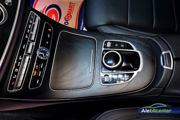 Mercedes-Benz E220 12 of 14