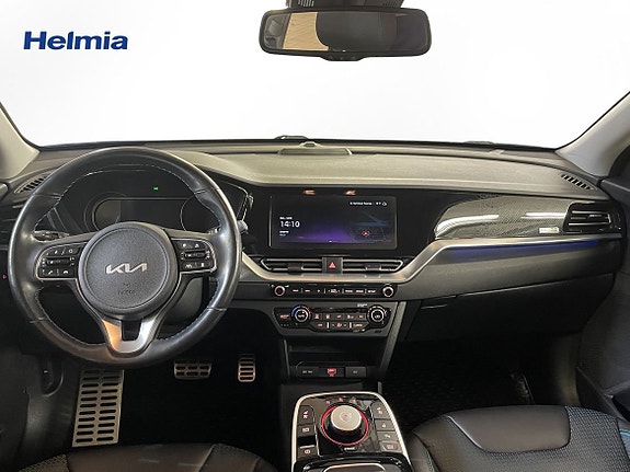 Kia e-Niro 10 of 16