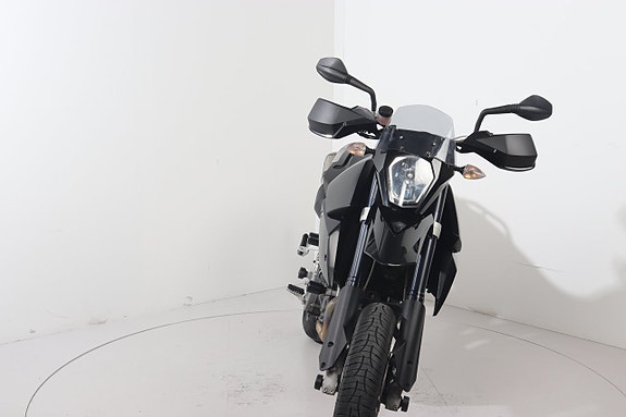 KTM 990 Sm 3 of 6