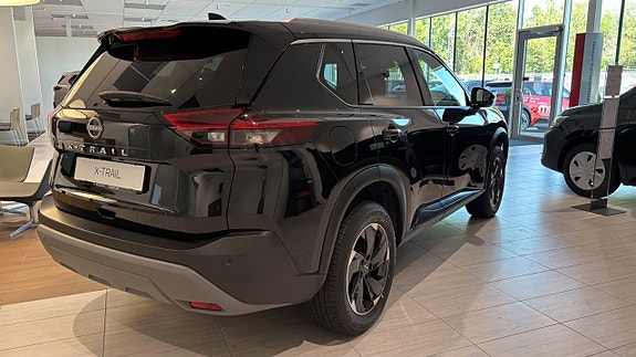 Nissan X-Trail 5 of 19