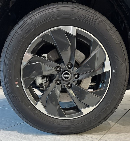 Nissan X-Trail 10 of 19