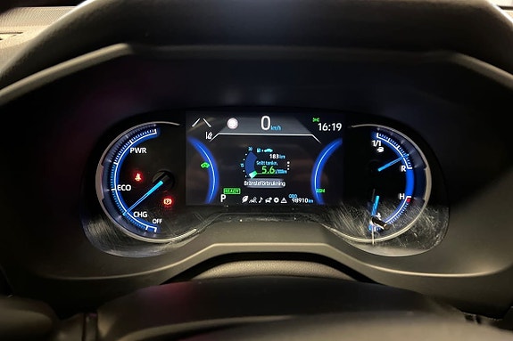 Toyota RAV4 16 of 21