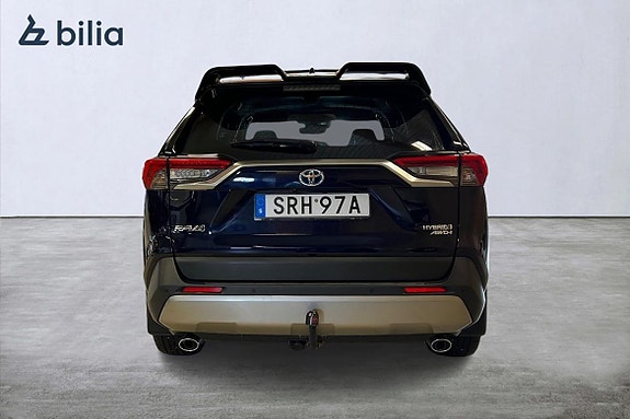 Toyota RAV4 5 of 21