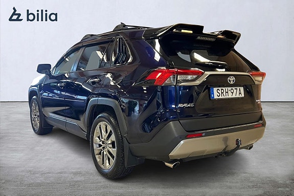 Toyota RAV4 2 of 21