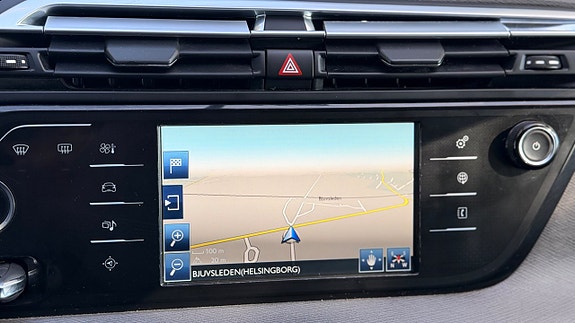 Citroen Grand C4 Picasso 16 of 17