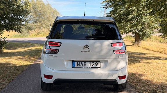 Citroen Grand C4 Picasso 5 of 17