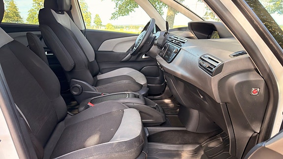 Citroen Grand C4 Picasso 9 of 17