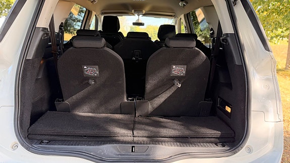 Citroen Grand C4 Picasso 15 of 17