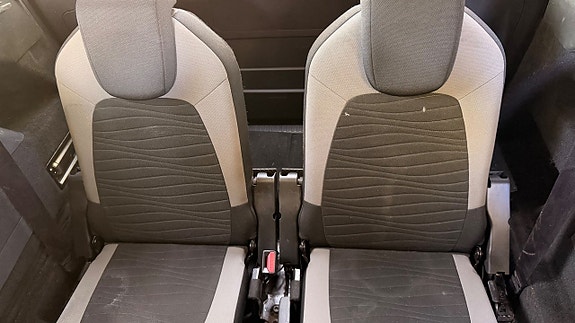 Citroen Grand C4 Picasso 14 of 17