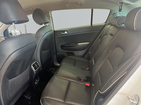 Kia Sportage 17 of 29