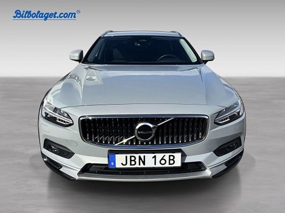 Volvo V90 Cross Country 2 of 20