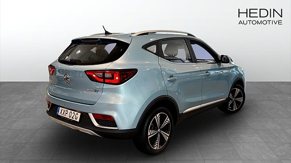 MG ZS EV 2 of 15