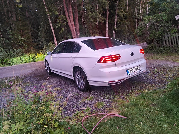 Volkswagen Passat 3 of 5