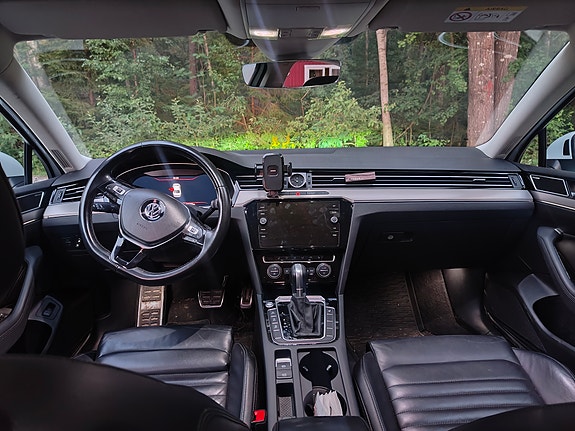 Volkswagen Passat 4 of 5