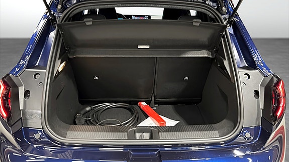 Nissan Micra 10 of 15