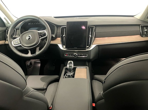 Volvo XC90 6 of 15