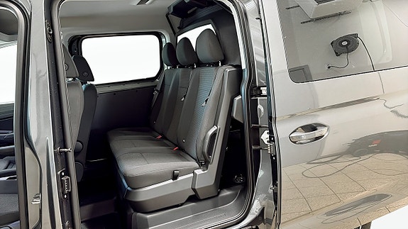 Volkswagen Caddy Maxi 9 of 15