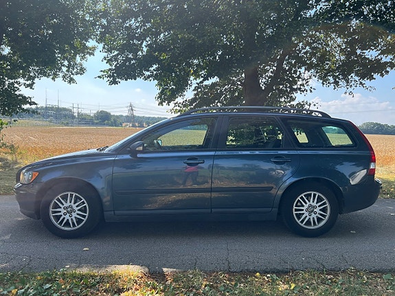 Volvo V50 8 of 16