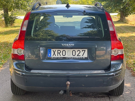 Volvo V50 6 of 16