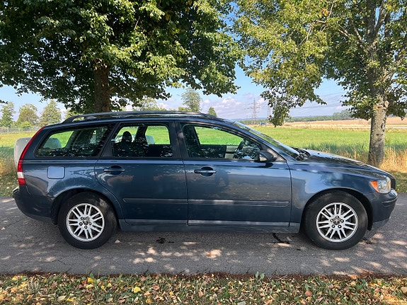 Volvo V50 7 of 16