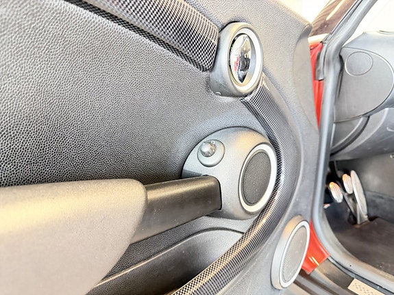 MINI Cooper S 16 of 25