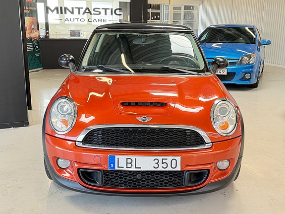 MINI Cooper S 4 of 25