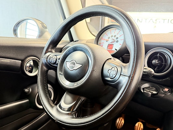 MINI Cooper S 20 of 25
