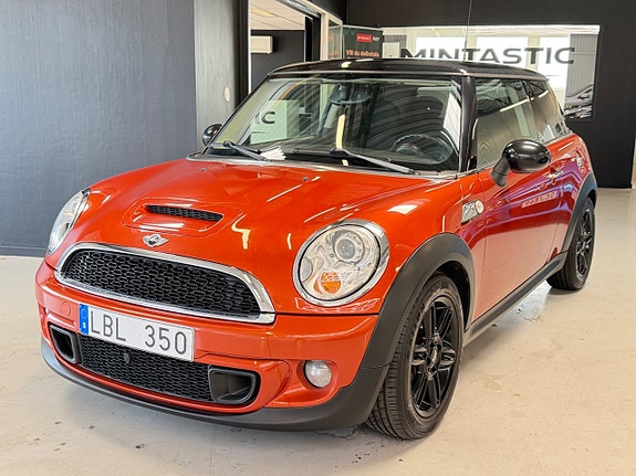 MINI Cooper S 5 of 25
