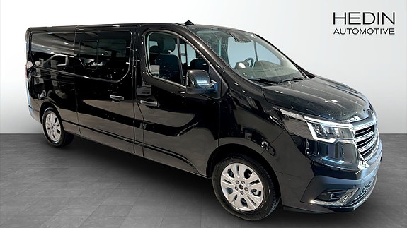 Renault Trafic 2 of 9