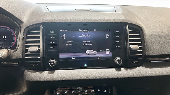 Skoda Karoq 9 of 19