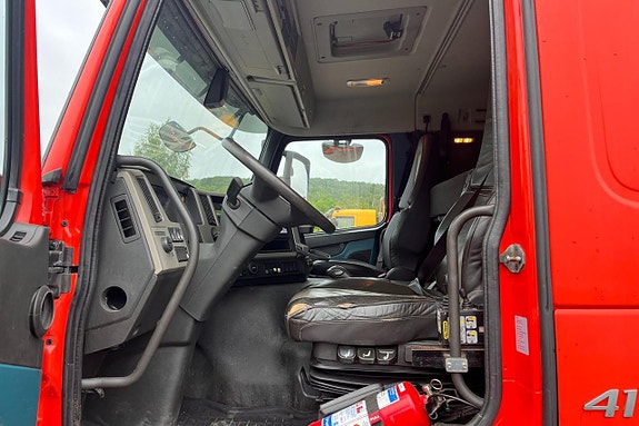 VOLVO FM410 16 of 27