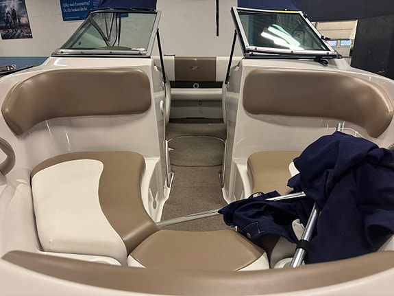 Four Winns 180 Horizon Volvo Penta 3,0 GL - 2007 9 of 9