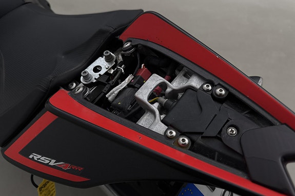 aprilia RSV4 1000RR Motorcykel 13 of 13