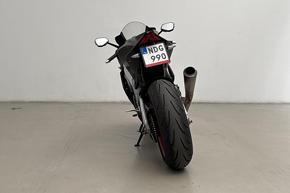 aprilia RSV4 1000RR Motorcykel 6 of 13