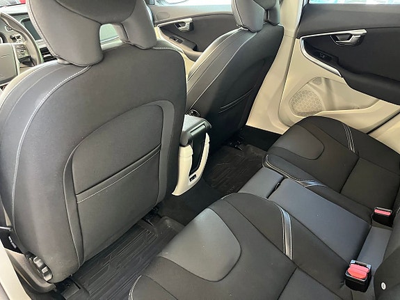 Volvo V40 4 of 7
