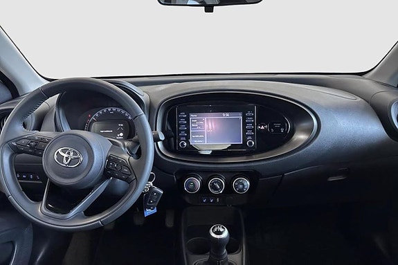Toyota Aygo X 10 of 12