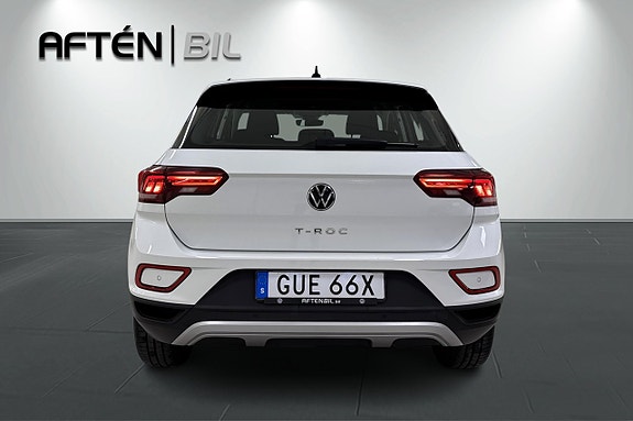 Volkswagen T-Roc 8 of 21