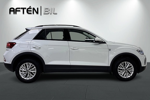 Volkswagen T-Roc 6 of 21