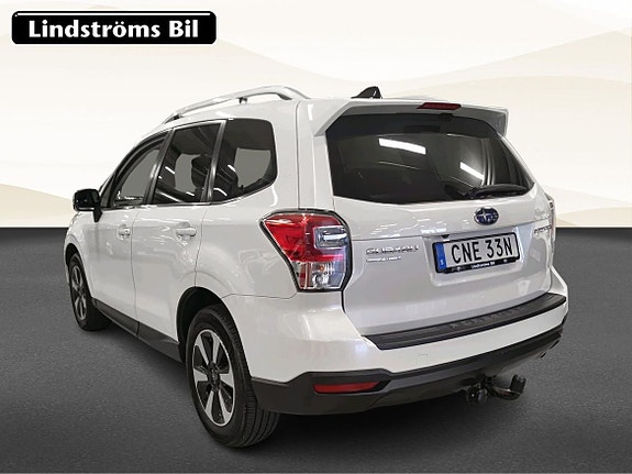 Subaru Forester 4 of 23