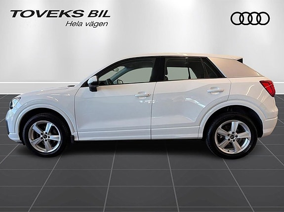 Audi Q2 4 of 12