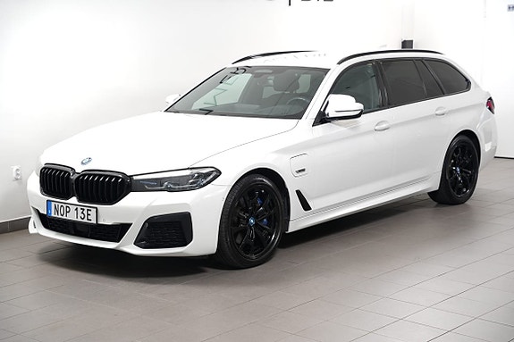 BMW 530e 2 of 23