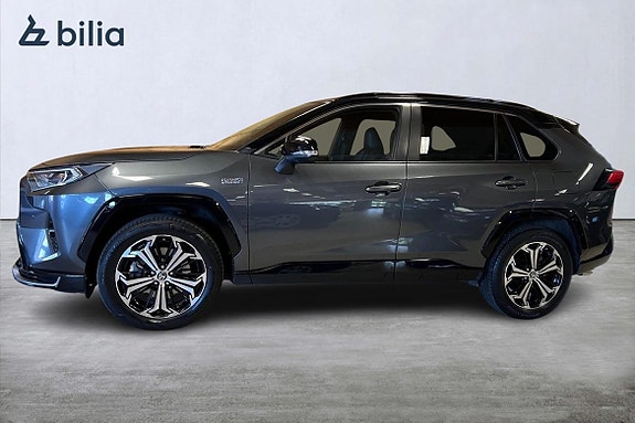 Toyota RAV4 3 of 21
