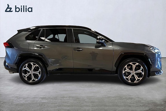 Toyota RAV4 18 of 21
