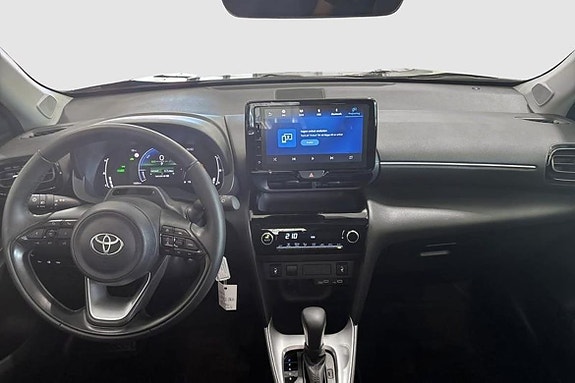 Toyota Yaris Cross 9 of 11