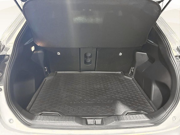 Toyota Yaris Cross 13 of 19