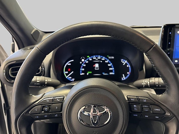Toyota Yaris Cross 15 of 19
