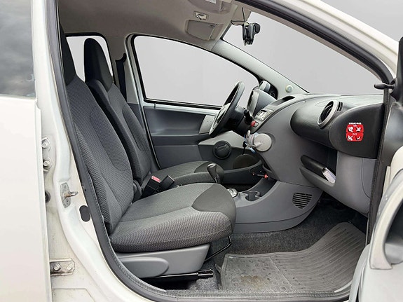 Toyota Aygo 22 of 23
