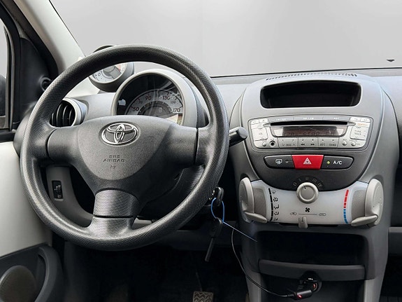 Toyota Aygo 15 of 23