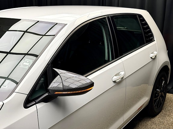 Volkswagen Golf VII 6 of 27
