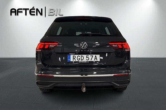 Volkswagen Tiguan 8 of 22